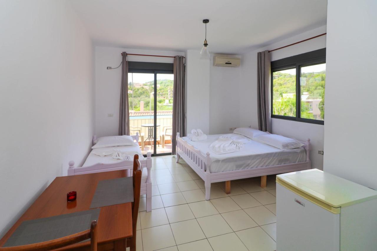 Bora Rooms Himarë Exterior foto